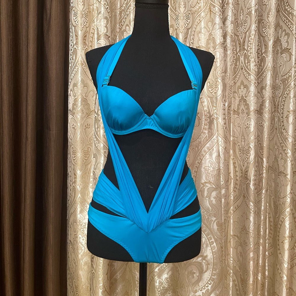 Swimsuit one piece